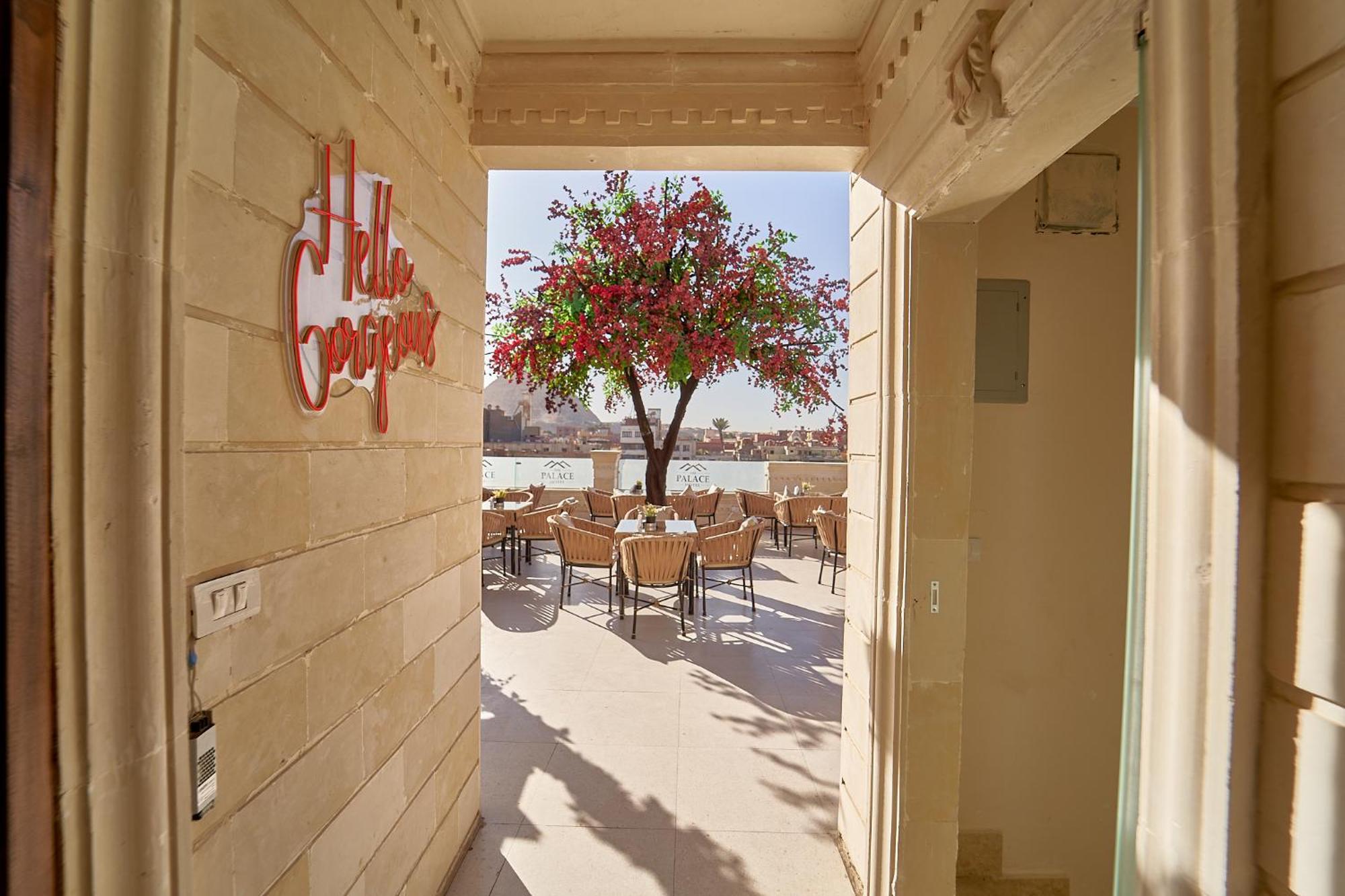 The Palace Pyramids Hotel Nazlet el-Sîsi Buitenkant foto